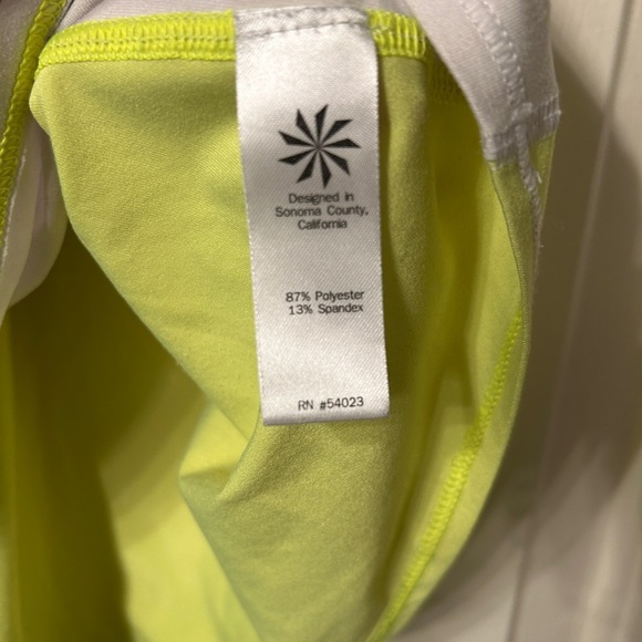 Athleta Green Scoop Neck Sleeveless Tank Top - Picture 3 of 12